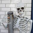Életnagyságú csontváz 170cm Halloween kiegészítő