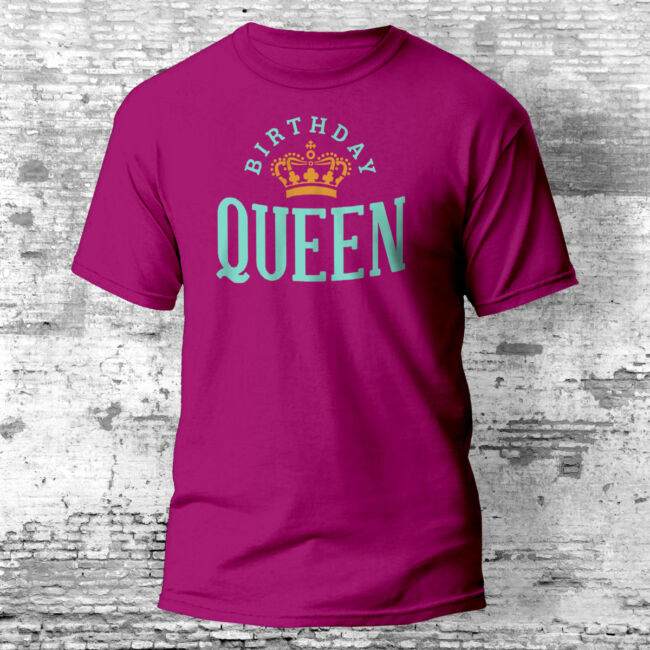 Birthday Queen feliratos és mintás póló az ünnepelt hölgynek, hogy igazi királynőnek érezze magát ezen a napon.